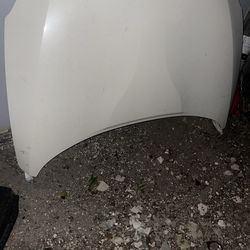 2020 Nissan maxima hood