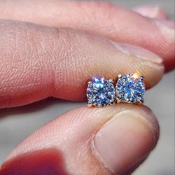 1 Carat Moissanite 18kt White Gold Plated Sterling Silver Stud Earrings