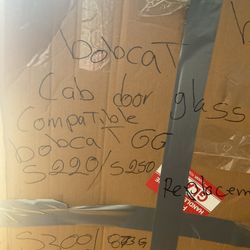bobcat  g door glass compatible bobcat tg  s220 new