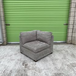 *Free Delivery* Gray Thomasville Costco Corner Chair Seat 