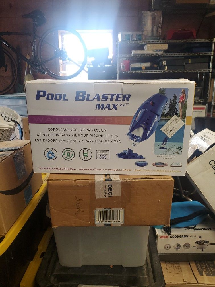 Pool Blaster MAX Li