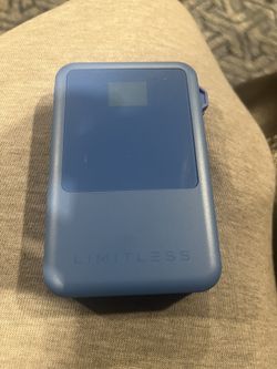 Limitless 10,000mAh Power Bank w/ Built in Cables & 15W Magnetic Charge BLUE NIB
