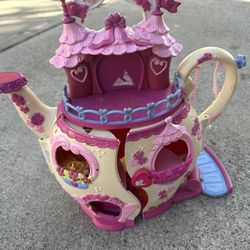 Teacup Toy House 