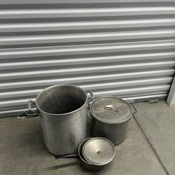 Two Soup Pots And A Sauce Pan Aluminum 