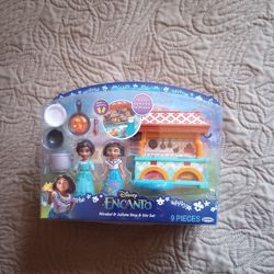ENCANTO PLAYSET NEW TOYS $25 EACH 