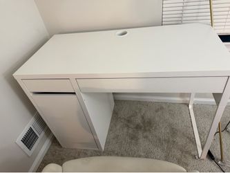 White desk