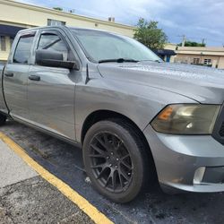 2013 Dodge 1500 Ram. 