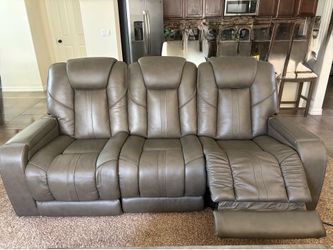 New Leather Reclining Sofa Set w/ Bluetooth Speakers