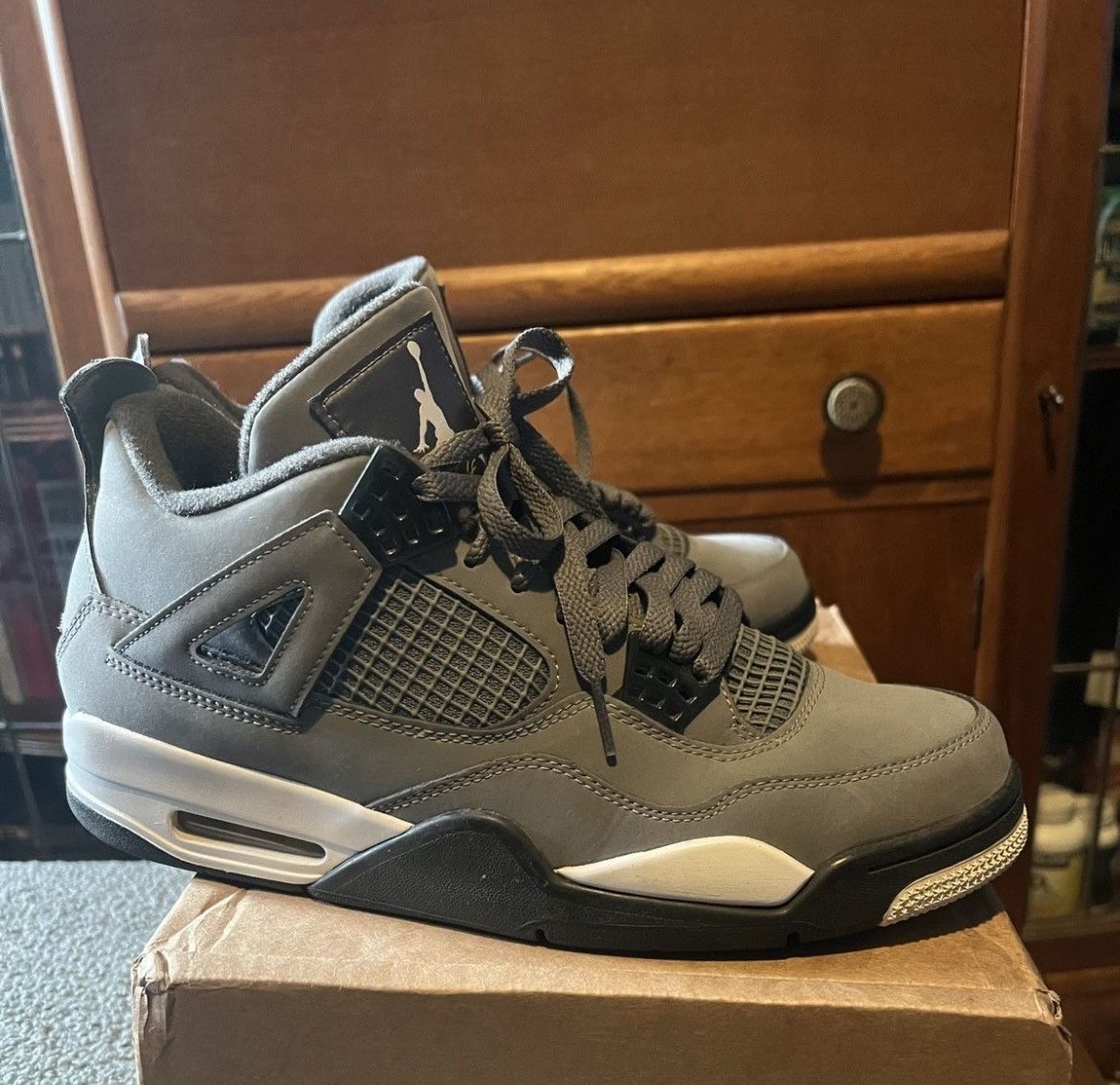 Jordan 4