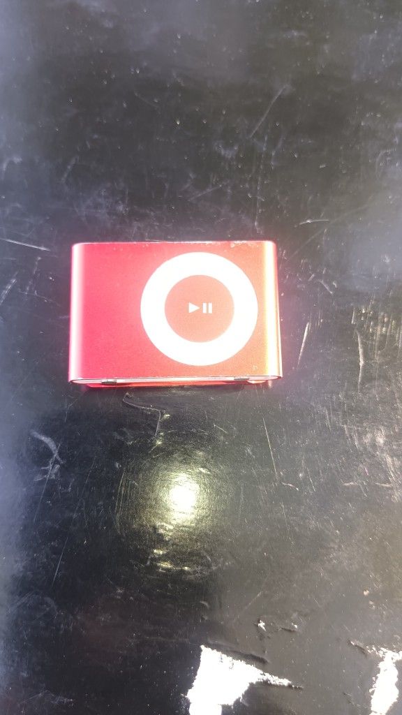 Apple iPod Shuffle 4th Generation Red 2 GB