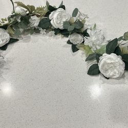 6ft White Rose Garland