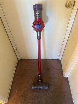 Dyson v7