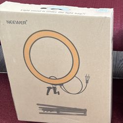 Neewer RING LIGHT