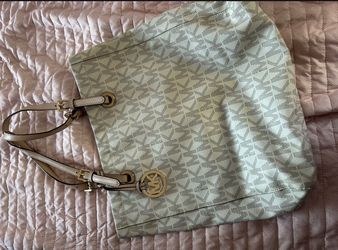 MK purse