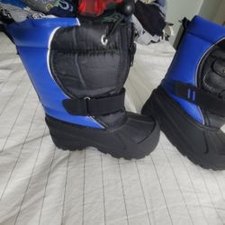 Little Boys Snow Boots Size 8