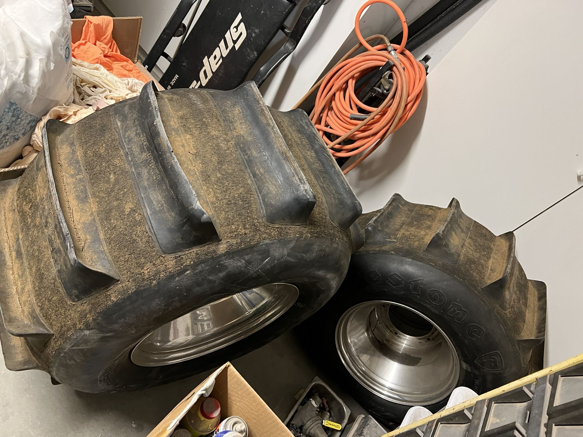 Firestone Sand paddle Tires 15/33.5-15