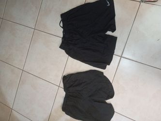 Nike 2 shorts for men size L