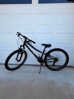 Specialized Hotrock Black/Orange 24” Mountain Bike