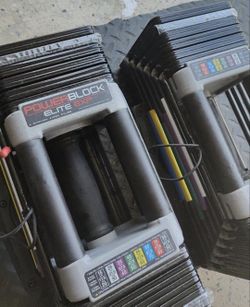 Powerblock elite exp 5-70 with stand.