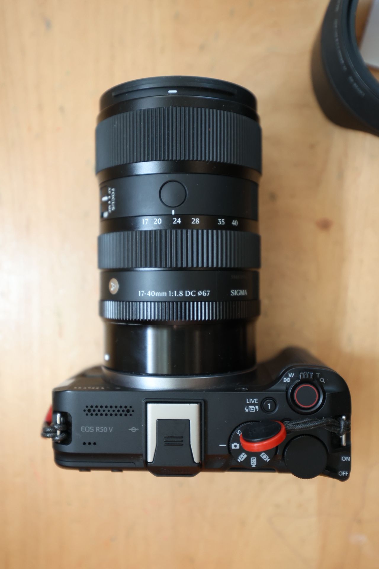 Canon R50V + Sigma 17-40mm 1.8