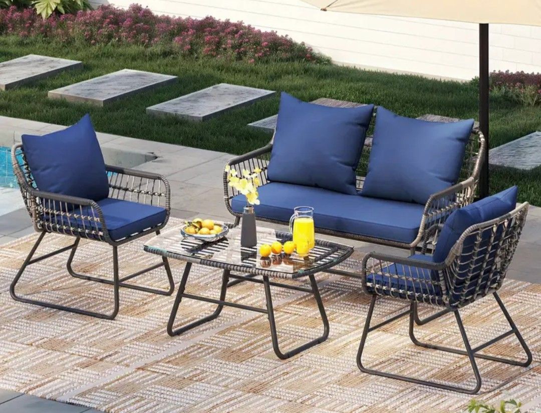 New 4pc Patio Furniture Set. 