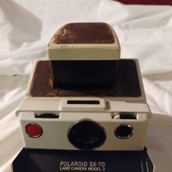 Polaroid SX-70  Land Camera Model 2 