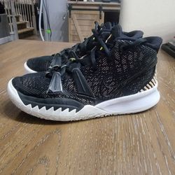 Nike kyrie 7 ripple effect