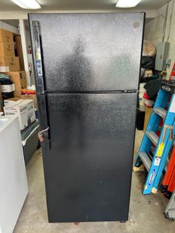 Refrigerator GE