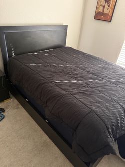 Queen bedroom set