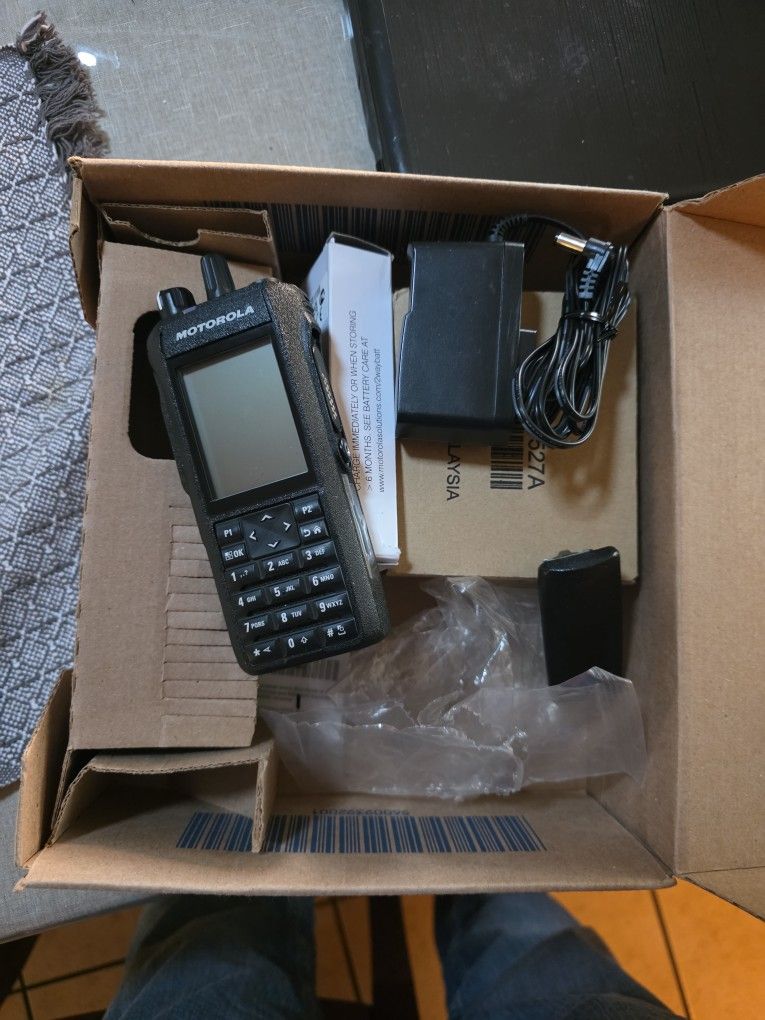 Motorla R7 DMR RADIO