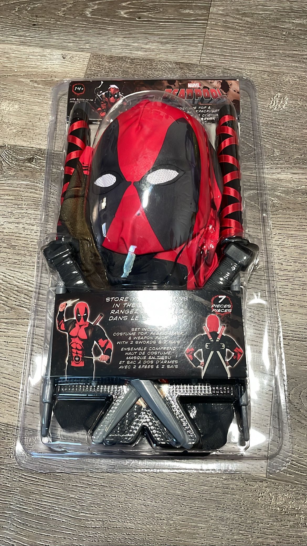 Deadpool 7 Piece Costume Set - Size: 14-16