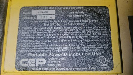 Portable power distribution unit