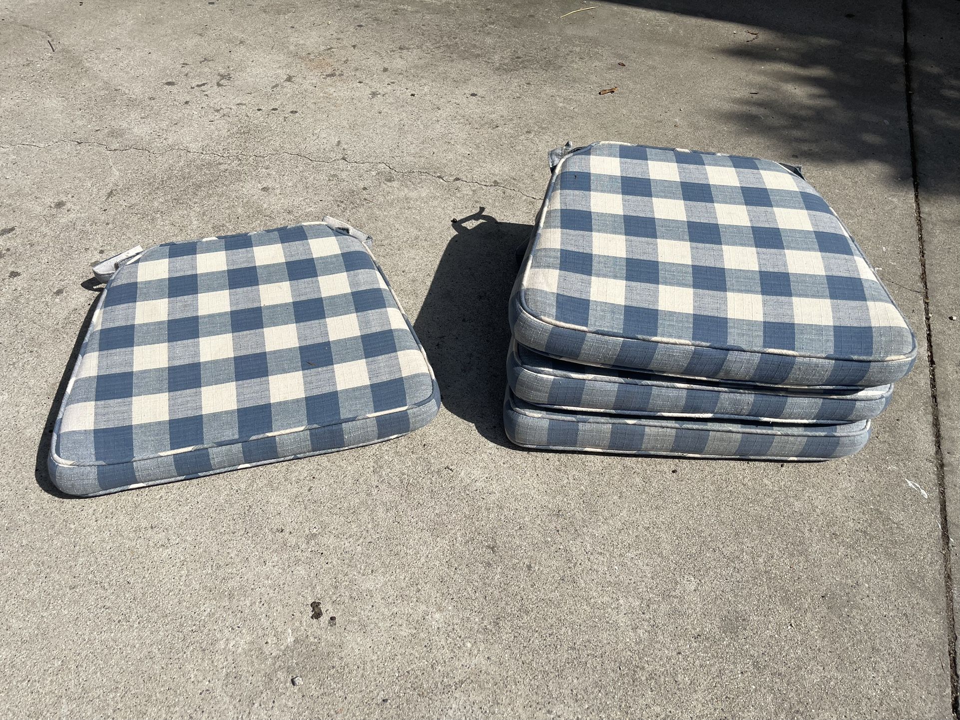 4 Chair Cushions