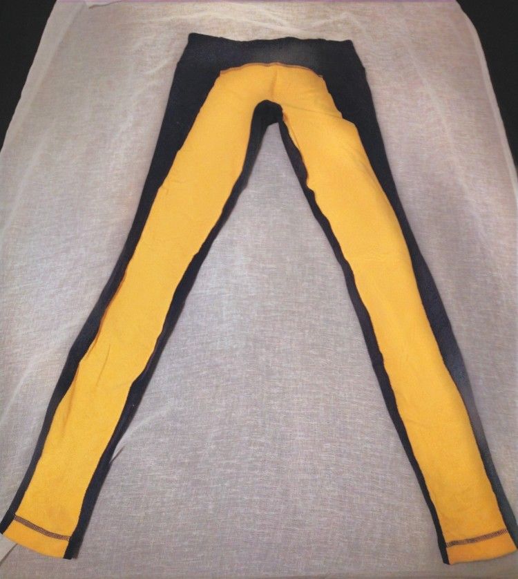 7Lululemon leggings size 8 yellow and Navy Blue Athleisure