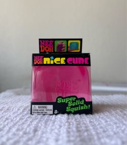 NeeDoh Nice Cube Super Solid Squish – Pink