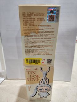 Letter G from PIN FOR LOVE LABUBU 