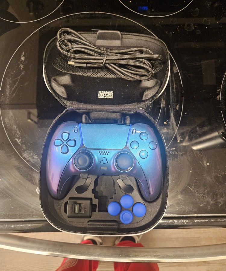 PS5 Pro Controller – Custom Shell, Great Condition