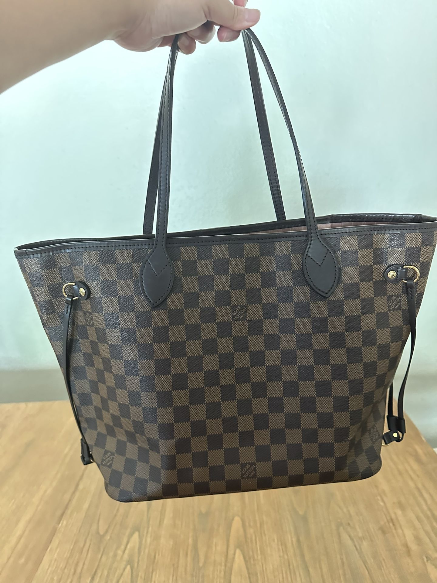 New Authentic Louis Vuitton Ebene Damier Pink/ Rose Ballerina Interior  Neverfull MM Handbag for Sale in Valley Stream, NY - OfferUp