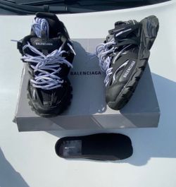 Balenciaga track