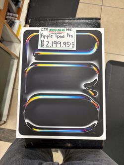 Apple iPad Pro M4 2TB in Box