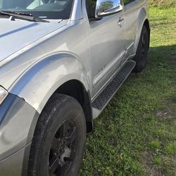 Nissan Pathfinder 2005