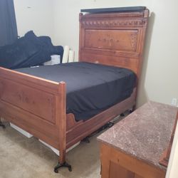 Antique  Bedroom  Set