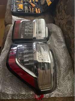 ‘21 4Runner tail lights