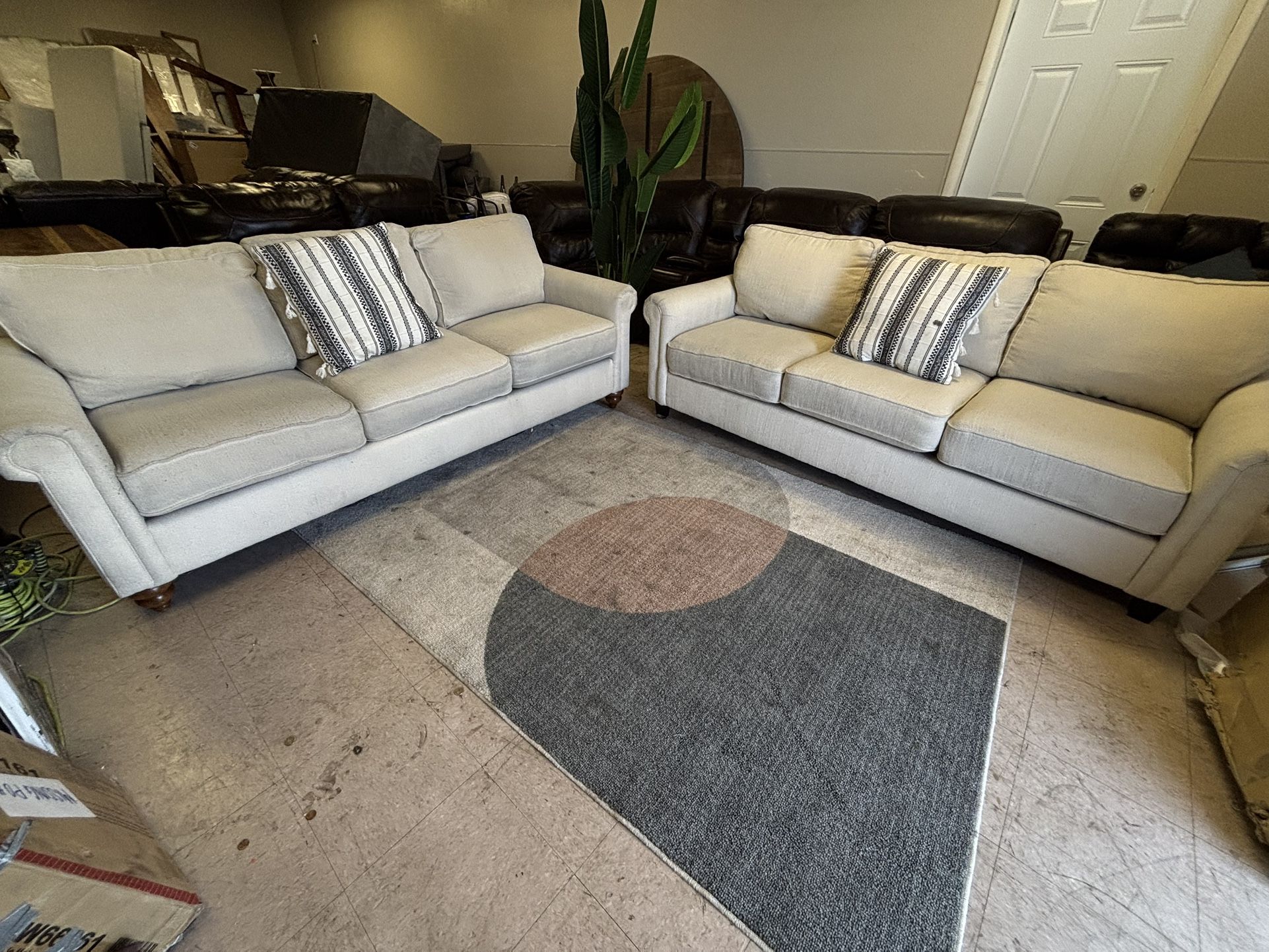 LAZY BOY Sofa Set (delivery Available🚚)