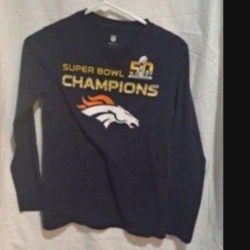 Denver  Broncos Super Bowl Shirt-  Youth Size  10-12 