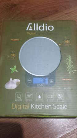 Digital kitchen scale new in box baking cooking up to 11 lbs