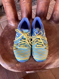 ASICS GEL-KINSEI 5 Blue, green, lime Size: 8 womens Lightly used, nonsmoking home Pick up in San Clemente
