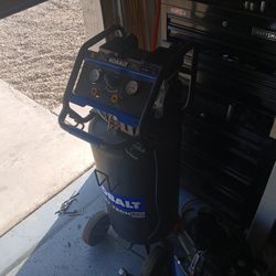 Kobalt Air Compressor 26 Gallons