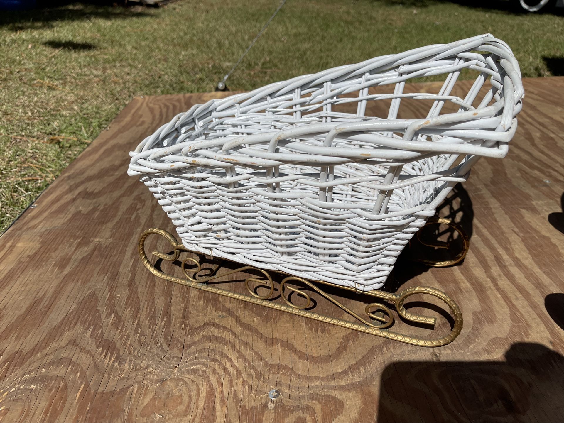 Wicker Sleigh