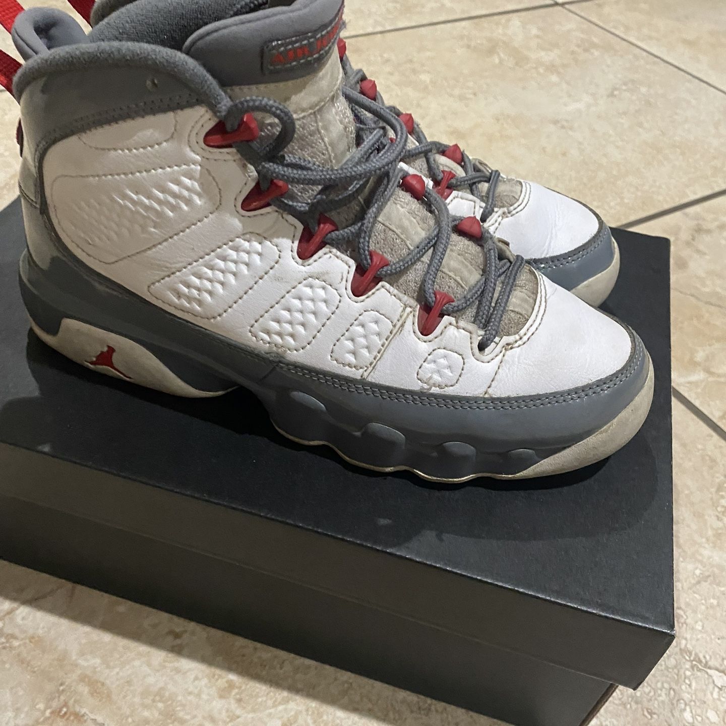 Jordan 9 Fire Red Size 7